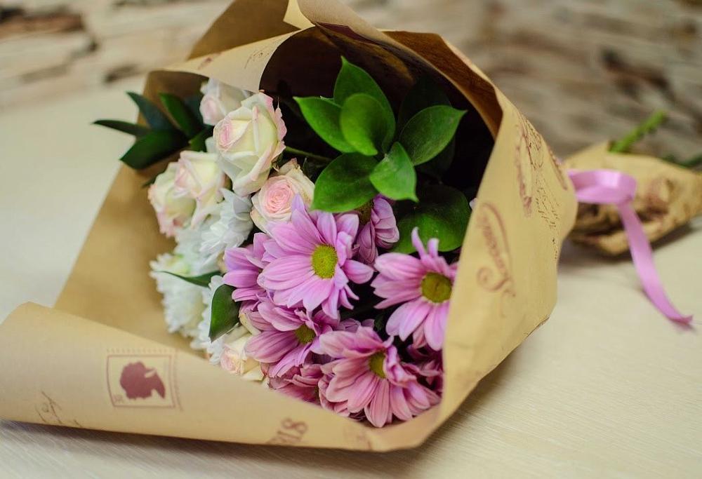 Букет цветов из: Розы и Хризантемы в Немчиново