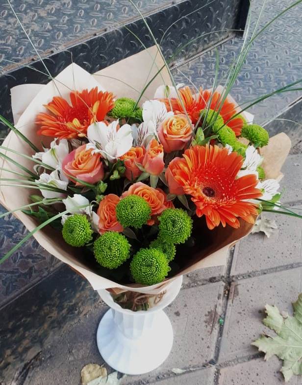 Букет цветов из: Герберы, Хризантемы, Альстромерии и Розы в Немчиново