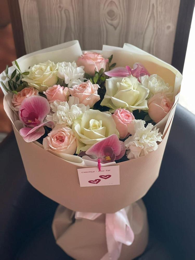 Букет цветов из: Орхидеи, Розы и Гвоздики в Немчиново