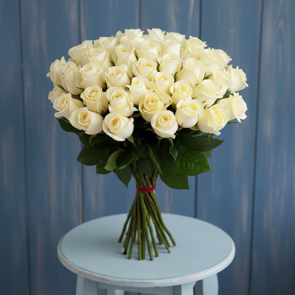 Букет 51 Белая роза Эдлесс Лав в Немчиново
