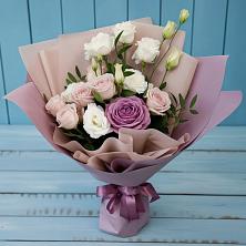 Букет цветов из:  Розы и Лизиантусы в Немчиново