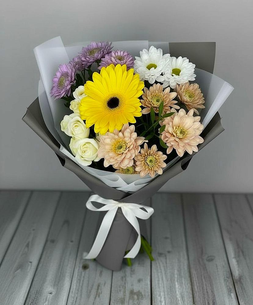 Букет цветов из: Розы, Герберы и Хризантемы в Немчиново