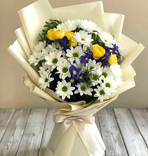 Букет цветов из:  Ирисы, Хризантемы и Розы #REPLACE_PRED# Немчиново