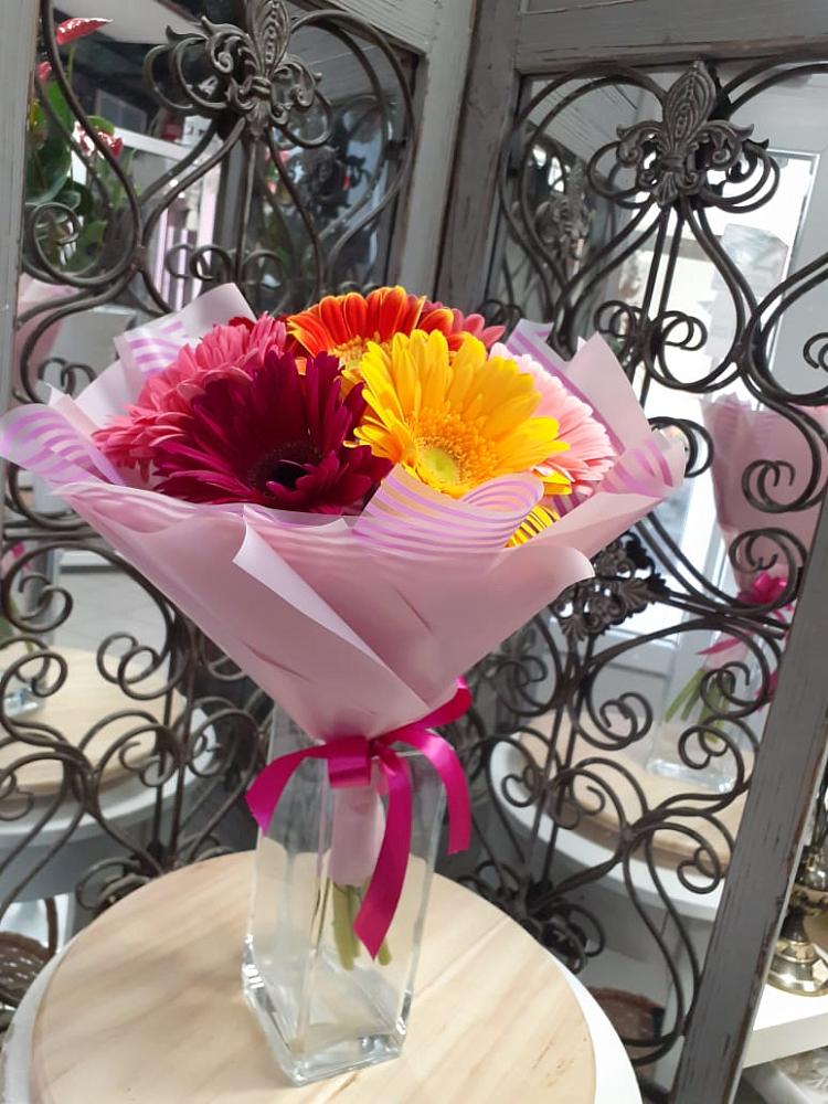 Букет цветов из: Герберы в Немчиново