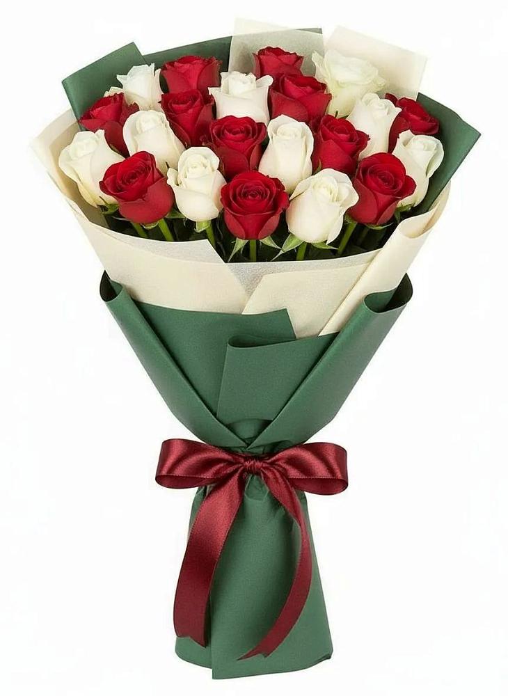 Букет Микс из красных и белых роз в Немчиново