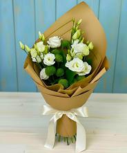 Букет цветов из:  Хризантемы и Лизиантусы в Немчиново